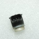 Oriģinālais Alfa Giulietta 940 aizmugurējā bampera stāvvietas sensors (Bianco Ghiaccio)