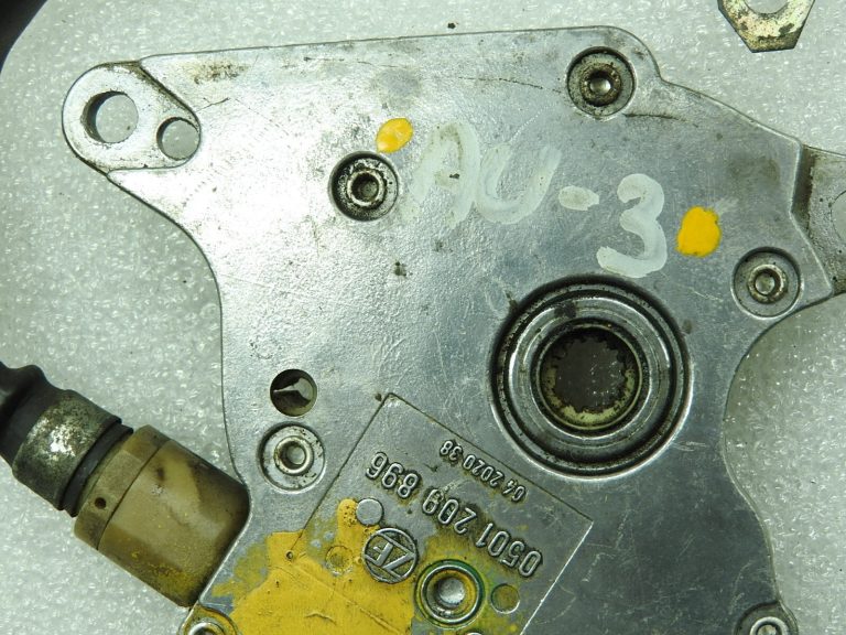 Audi VW VW A4 B5 A6 4B A8 D2 Daudzfunkcionālā pārnesumkārba 01V919821D 0501209896