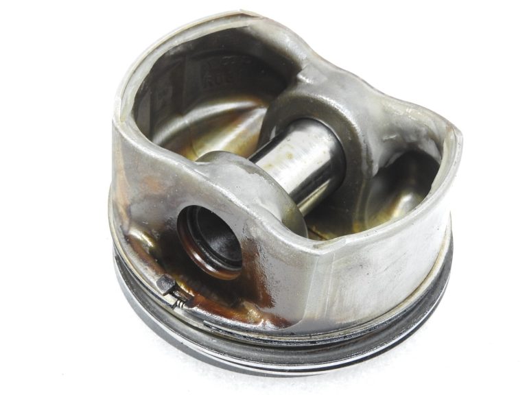 AUDI BAT 4.2L benzīna 5-8 cilindru virzuļa 079107065P 079107065AK