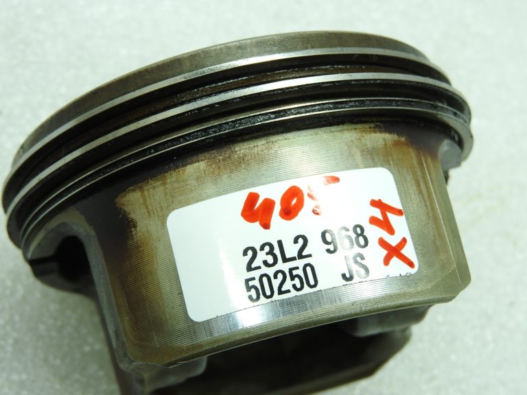 AUDI BAT 4.2L benzīna 5-8 cilindru virzuļa 079107065P 079107065AK