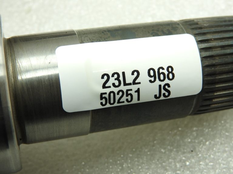 Audi atloka vārpsta aizmugurējās ass diferenciālim FGL 01R525356E