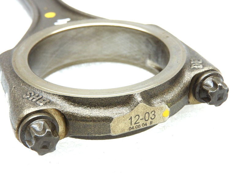 Oriģinālais savienotājstienis AUDI 4.2 benzīna V8 079198401