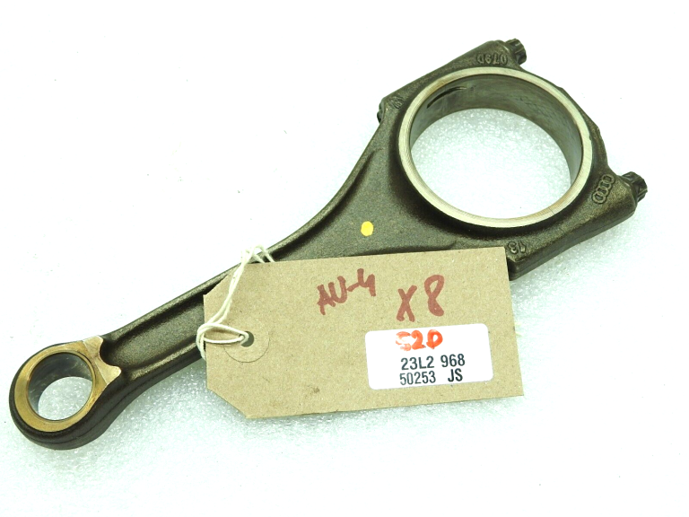 Oriģinālais savienotājstienis AUDI 4.2 benzīna V8 079198401