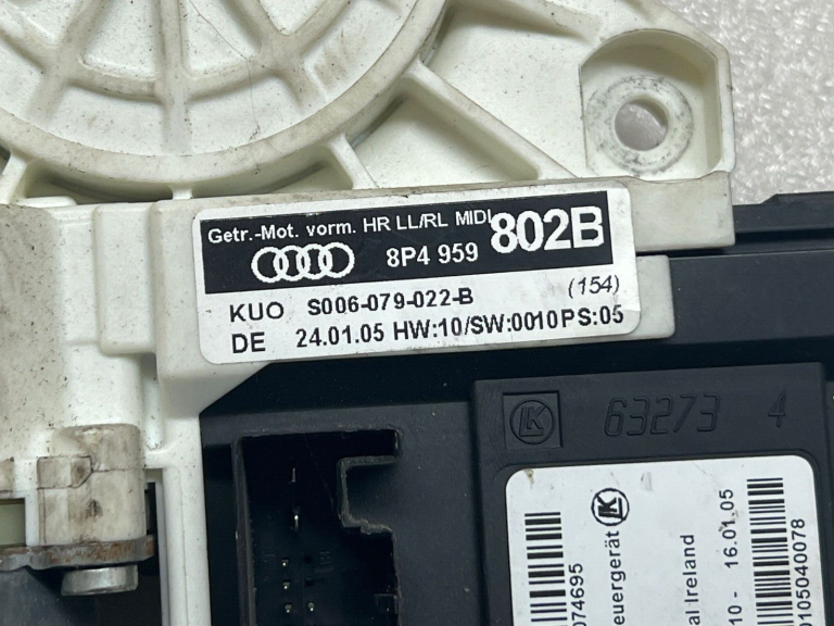 Audi A3 logu regulatora motora durvju vadības bloks aizmugurējais labais 8p4959802D 8P4839462B