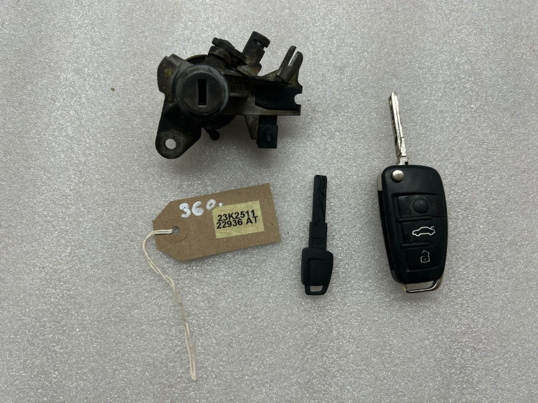 Audi A6 c7 aizdedzes atslēgu komplekts 4f0837220d 8K0959754D