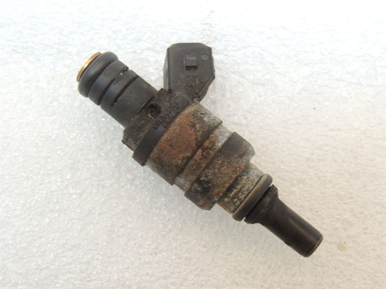 BMW E38 E38 E39 E46 E83 E83 E85 Z3 M52 M54 Benzīna inžektors 13537546244