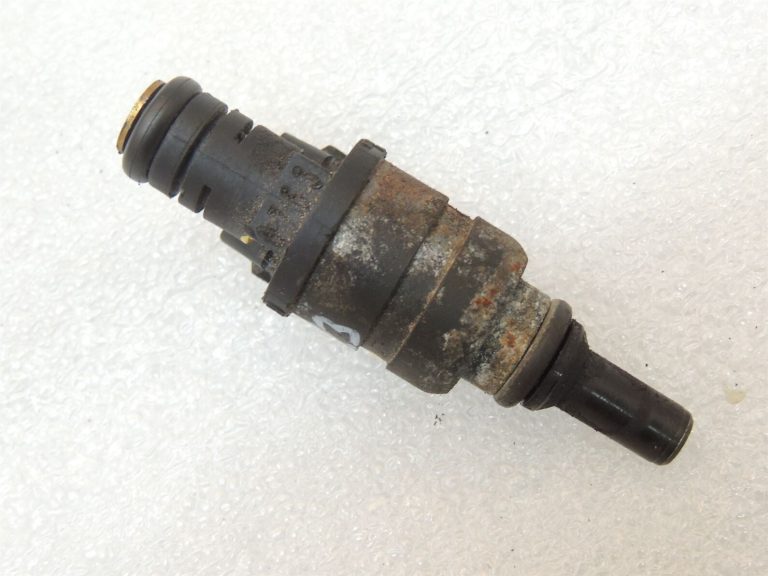 BMW E38 E38 E39 E46 E83 E83 E85 Z3 M52 M54 Benzīna inžektors 13537546244
