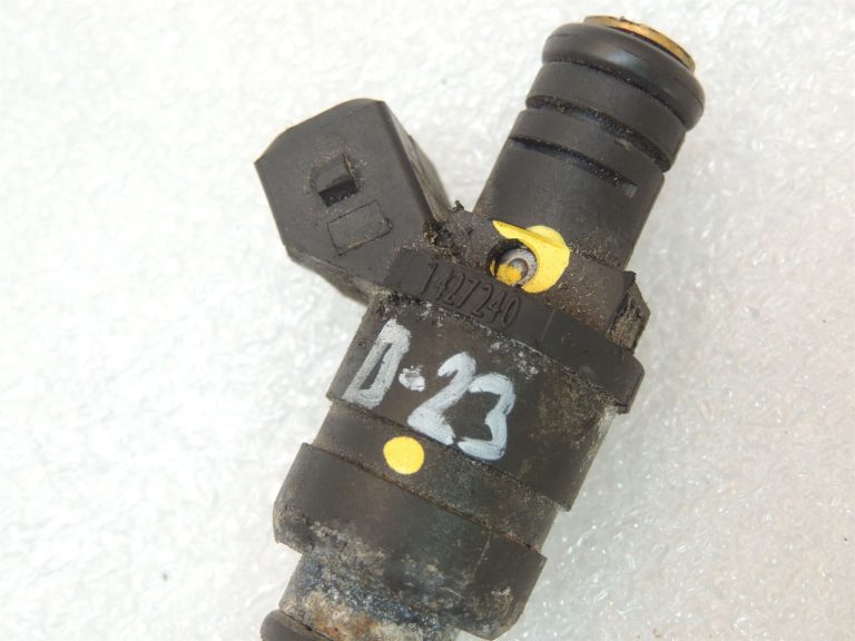 BMW E38 E38 E39 E46 E83 E83 E85 Z3 M52 M54 Benzīna inžektors 13537546244