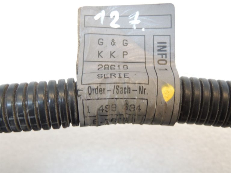 BMW E38 E39 M51 M52 M52 M57 M67 AKB akumulatora kabelis plus pole 12421744987