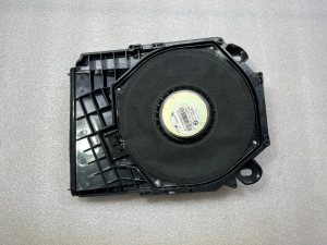 BMW E90 skaļrunis centrālais bass kreisais priekšējais 902275492911