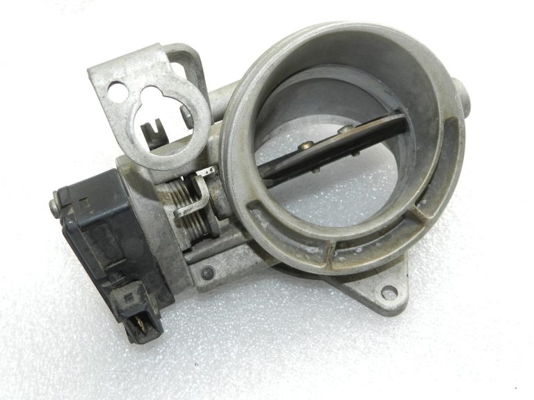 BMW 5. sērijas E39 528i 525i 523i 520i droseļvārsts 13631703562 1703562