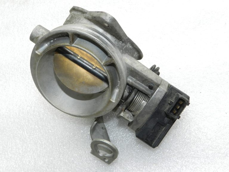 BMW 5. sērijas E39 528i 525i 523i 520i droseļvārsts 13631703562 1703562