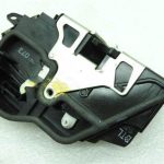 BMW E87 E60 E60 E65 E83 E83 E90 F10 F30 Aizmugures kreiso durvju slēdzene 7167073