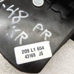 BMW E87 E60 E60 E65 E83 E83 E90 F10 F30 Aizmugures kreiso durvju slēdzene 7167073