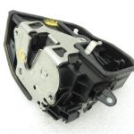 BMW E87 E60 E60 E65 E83 E83 E90 F10 F30 Aizmugures kreiso durvju slēdzene 7167075