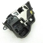 BMW E87 E60 E60 E65 E83 E83 E90 F10 F30 Aizmugures kreiso durvju slēdzene 7167075