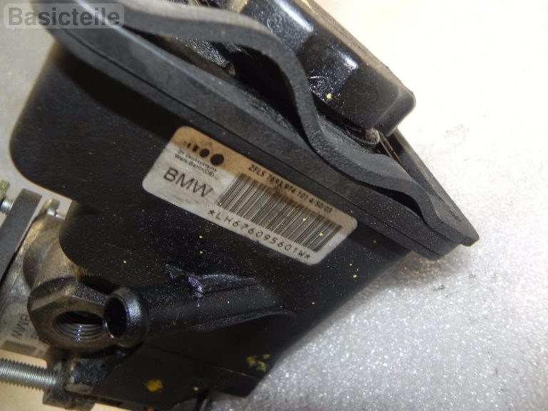 BMW E60 E61 520d 525d 530d 535d Stūres pastiprinātāja sūknis 32416783431