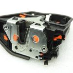 Oriģinālā aizmugurējo kreiso durvju slēdzene BMW F20 F30 F31 F31 F34 F10 F11 E60 E61
