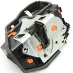 Oriģinālā aizmugurējo kreiso durvju slēdzene BMW F20 F30 F31 F31 F34 F10 F11 E60 E61