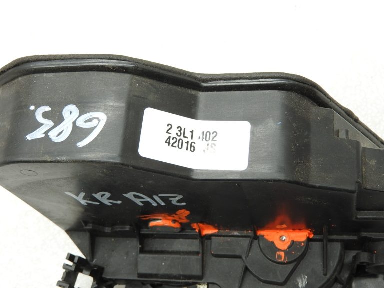 Oriģinālā aizmugurējo kreiso durvju slēdzene BMW F20 F30 F31 F31 F34 F10 F11 E60 E61