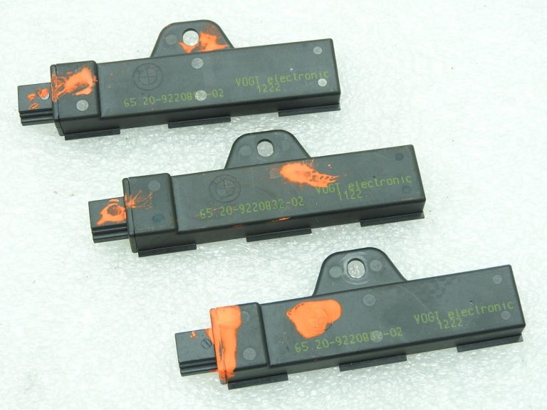 BMW F10 F11 F11 F18 F06 F06 F12 F30 F31 F34 LCI Iekštelpu antenas komforta piekļuve 9220832