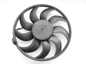 71 Tkm oriģināls BMW F20 F21 F21 F22 F23 F30 F31 F32 F33 Ventilatora motors 300W