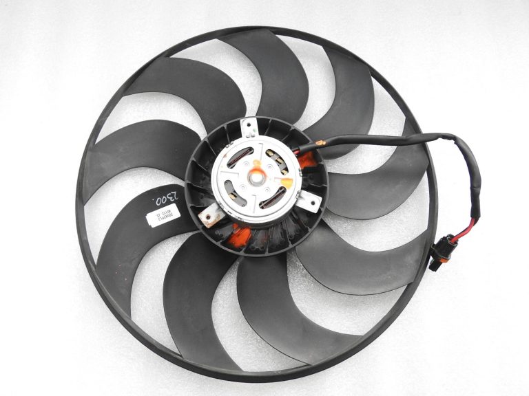 71 Tkm oriģināls BMW F20 F21 F21 F22 F23 F30 F31 F32 F33 Ventilatora motors 300W