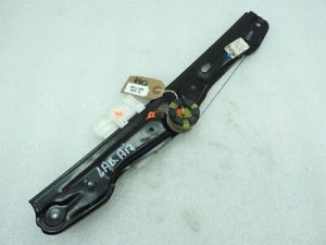 Oriģināls BMW 1 F20 Logu regulators bez motora aizmugurējais labais 7242556