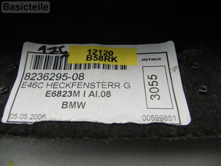 BMW M3 E46 Kabriolets 3.2i aizmugurējais aizmugurējā stikla vāks 8236295 Apdares panelis apakšējais