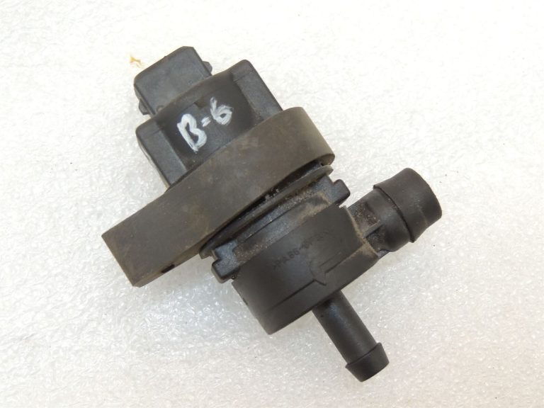 BMW E36 E38 E38 E39 E46 E46 E53 E53 E65 E66 Tvertnes izplūdes vārsta solenoīda vārsts 13901433603