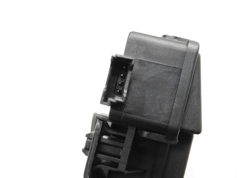 Aizmugures durvju slēdzene BMW E46 E60 E87 E88 E90 E92 51247840617 51248196401