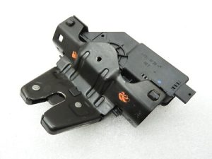 Замок задней двери BMW E87 E46 E90 8196401 7840617 1 3 5 er