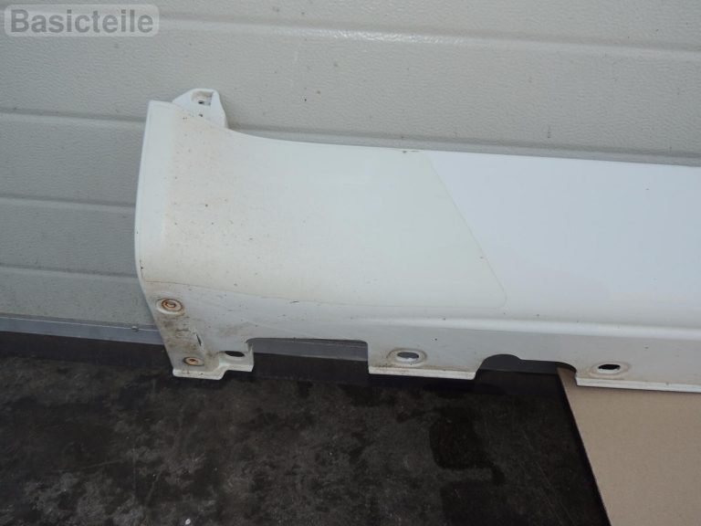 BMW X5 E70 M Sport Sānu sliekšņa līstes labās alpīniski baltas 3 300