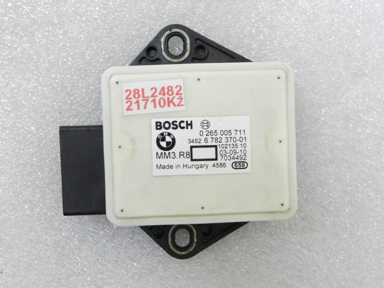 BMW X5 E70 LCI Novirzes ātruma sensors Bosch Oriģinālais 34526782370