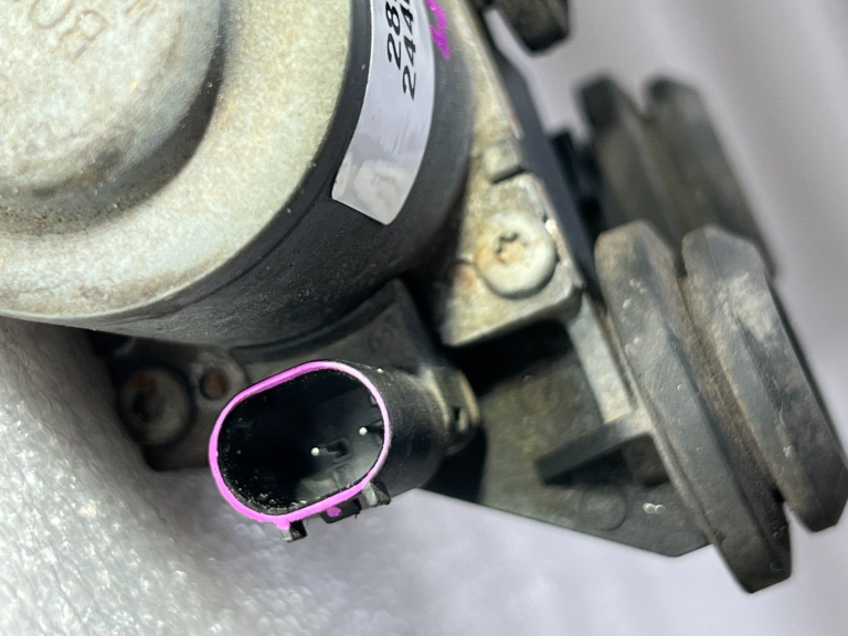 BMW X3 E83 Duovalve apkures vārsts Apkures regulēšanas vārsts 64118369805