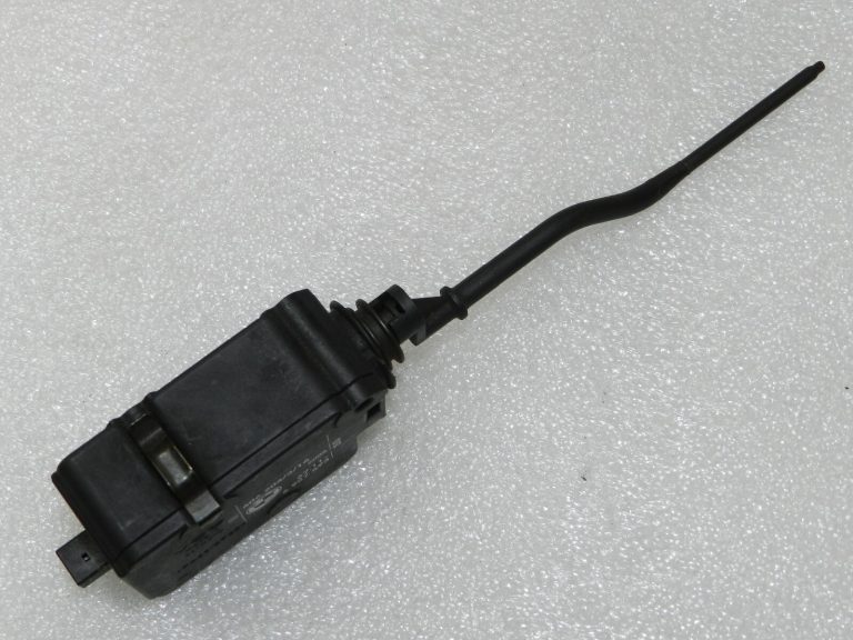 BMW X3 E83 Original degvielas uzpildes vāka vāka motors degvielas uzpildes vāka motors degvielas uzpildes vāka motors 67116927493
