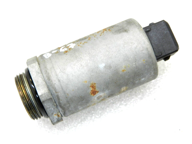 BMW X3 E83 3.0i M54 Elektromagnētiskā vārsta sadales vārpstas regulēšana 11361432532 1432532