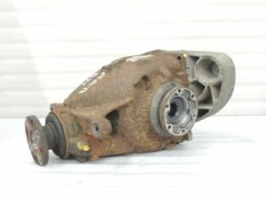 BMW 3. sērijas E93 325i N53 aizmugurējais diferenciālis aizmugurējais diferenciālis I=3,15 7566166