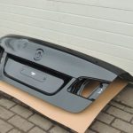 BMW 5. sērijas F10 aizmugurējā bagāžnieka vāka krāsa melna 2 – 668