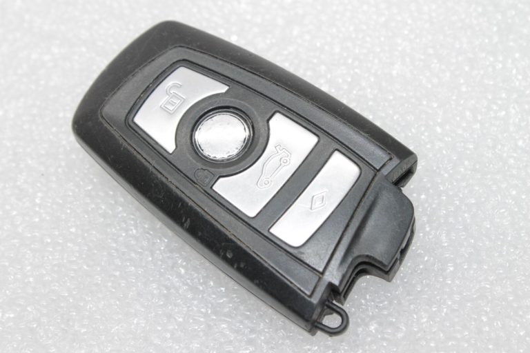Oriģinālā BMW F10 F11 tālvadības pults atslēga 868 MHz 66128723588 66125A57FD0