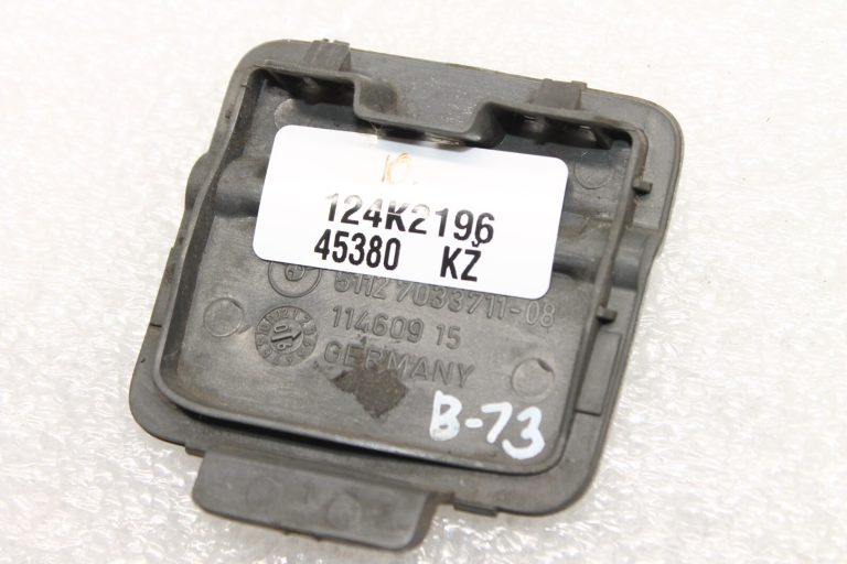 BMW 5. sērijas E60 aizmugurējā bampera vilkšanas vāciņš 369 Olivīna metālisks 51127119151