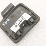 BMW 5. sērijas E60 aizmugurējā bampera vilkšanas vāciņš 369 Olivīna metālisks 51127119151