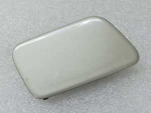 BMW E60 E61 priekšējo lukturu mazgātāja pārsegs labajā pusē Olivīns metālisks 51117056948
