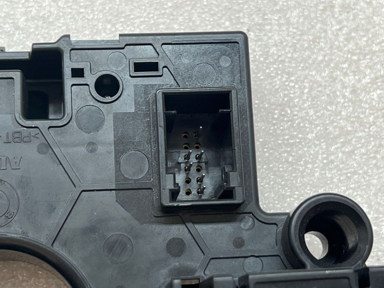 BMW F15 X5 F45 F45 F46 F48 X1 VADĪBAS BLOKS SLĪDĒŠANAS GREDZENS MAIŅAS CENTRS