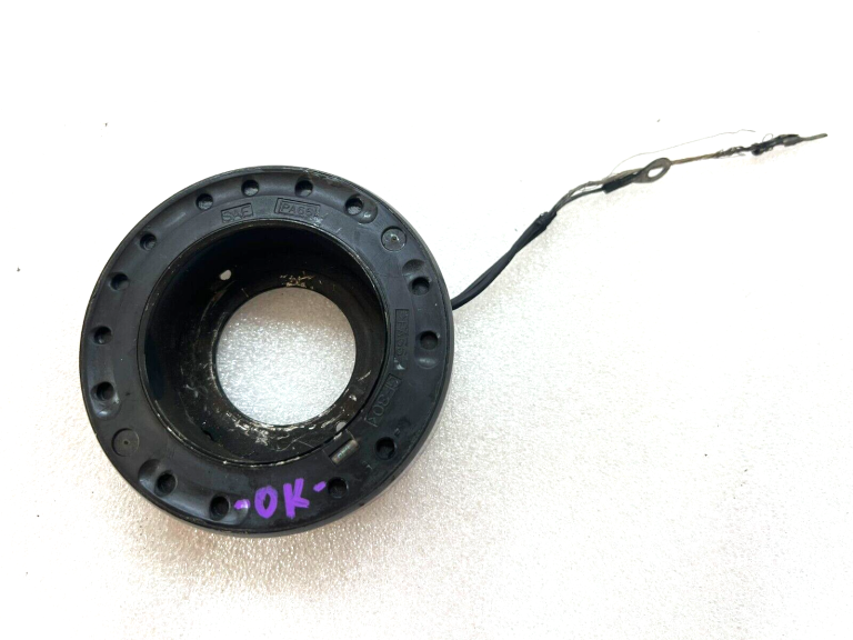 Oriģinālā gaisa kondicionēšanas kompresora solenoīda spole BMW F30 F31 F32 F10 F12 F01 F15 F16