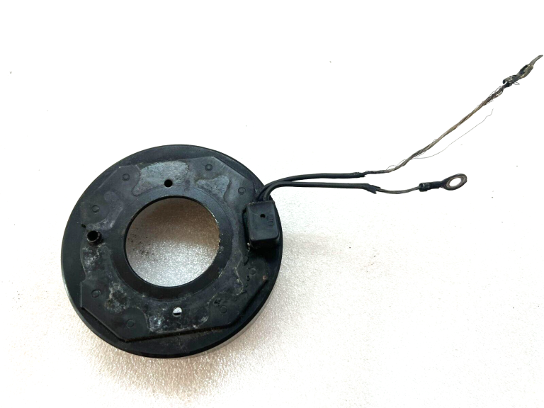 Oriģinālā gaisa kondicionēšanas kompresora solenoīda spole BMW F30 F31 F32 F10 F12 F01 F15 F16