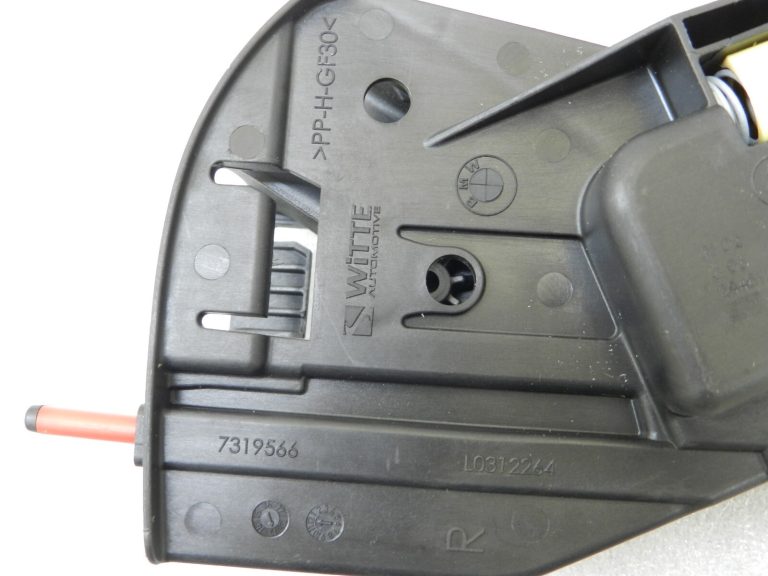 BMW X5 F15 Original aizmugurējo sēdekļu slēdzene labajā pusē 52207319566, 7319566