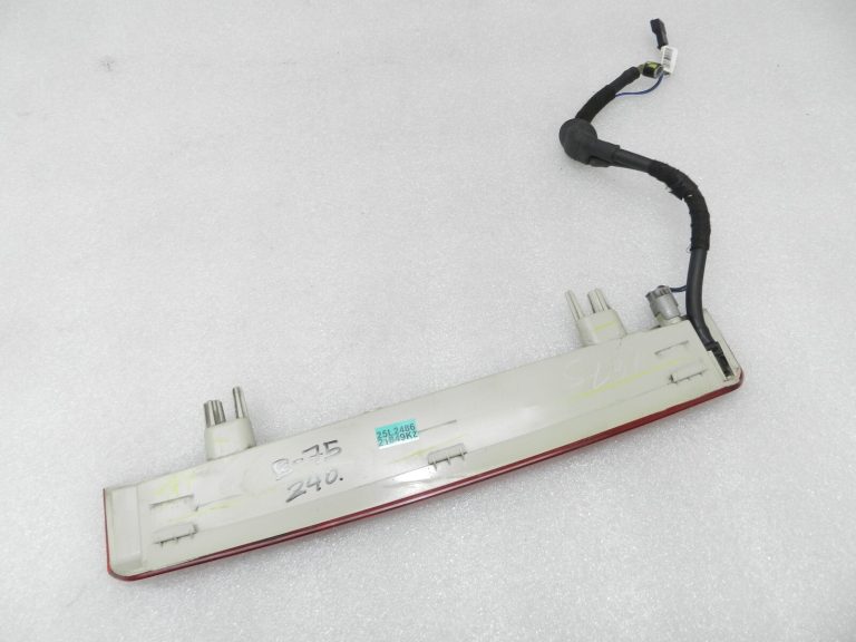 BMW X5 F15 2014 Oriģinālā trešā bremžu signāluguns Pārbaudīta CORPUS DEFECTIVE 63257290090