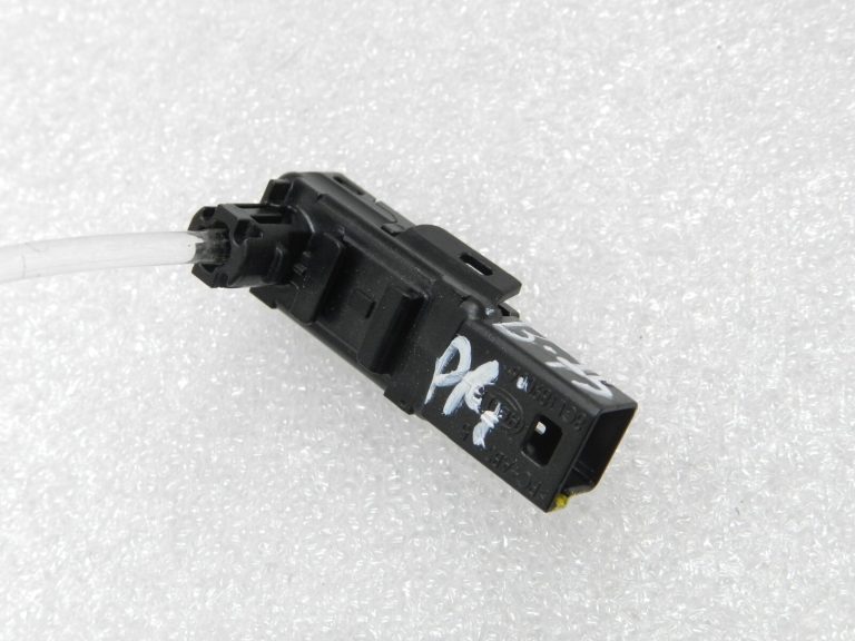 BMW X5 F15 oriģinālais LED modulis ar joslu labās puses durvīm 63319321847 63319321847