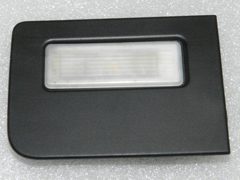BMW X5 F15 F15 Oriģinālais aizmugurējā luktura kreisais pārsegs 51497327827, 63317941911